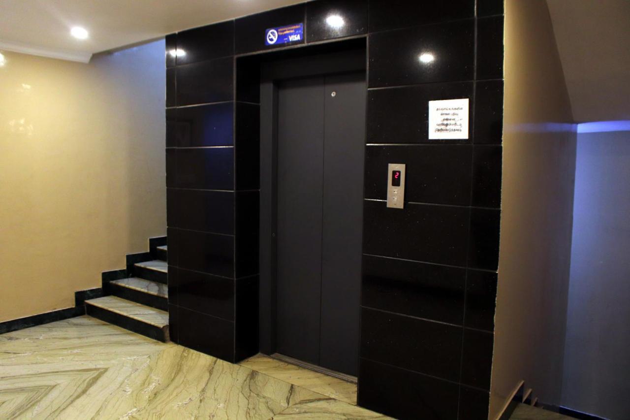 Hotel Saravanaa Chennai Bagian luar foto